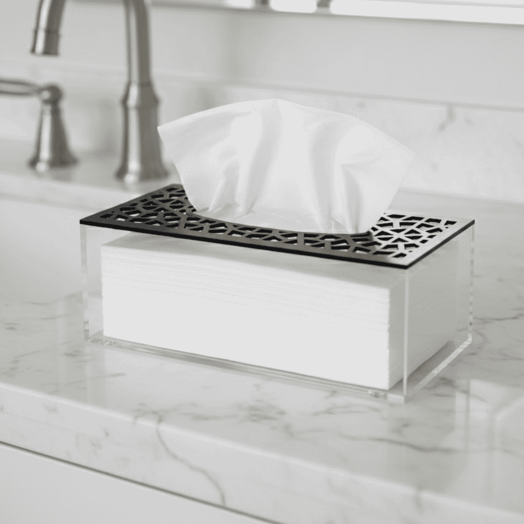 Acrylic tissue box in kuwait  – صندوق مناديل أكريليك بغطاء أسود مزخرف على سطح رخامي
