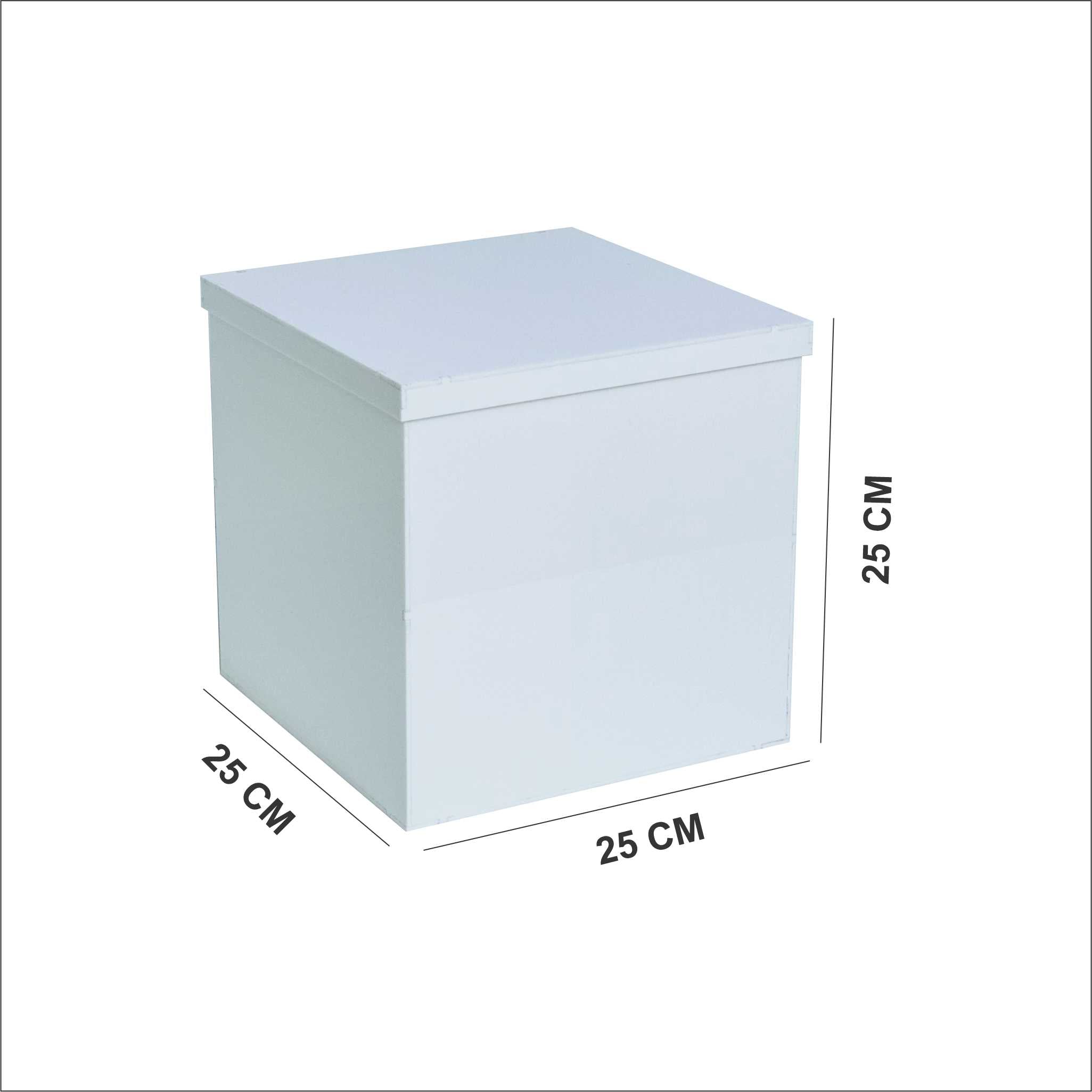 White acrylic gift box 25×25×25 CM – علبة هدايا أكريليك بيضاء