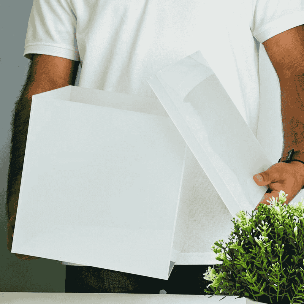 Square frosted acrylic display box 25×25×25 CM – صندوق عرض أكريليك مات مربع 25×25×25 سم