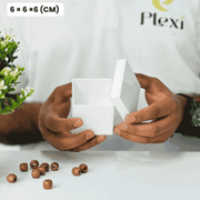 White acrylic gift box 6×6×6 CM – علبة هدايا أكريليك بيضاء 6×6×6 سم